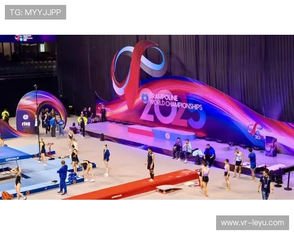 蹦床世锦赛组委会测试设备 确保比赛公平进行