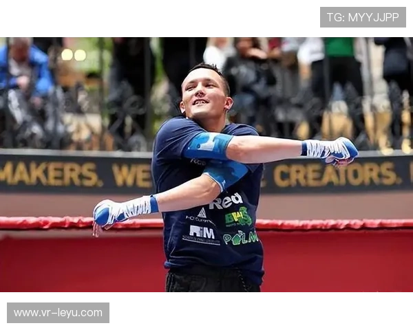 沃灵顿、拉拉三番战落幕,英国利兹球场诞生新羽量级冠军 沃灵顿、拉拉三番战落幕,英国利兹球场诞生新羽量级冠军