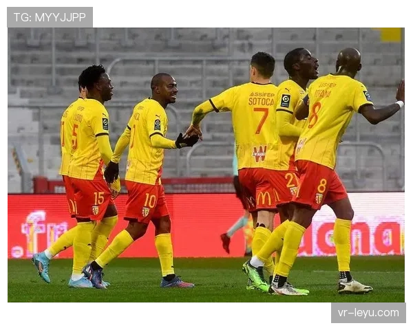 焦点战：尼斯与朗斯上演欧冠资格直接对话